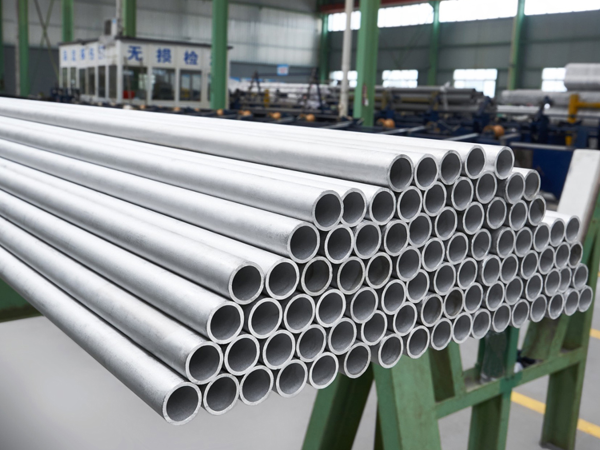 Stainless Steel Pipe vs Galvanized Pipe